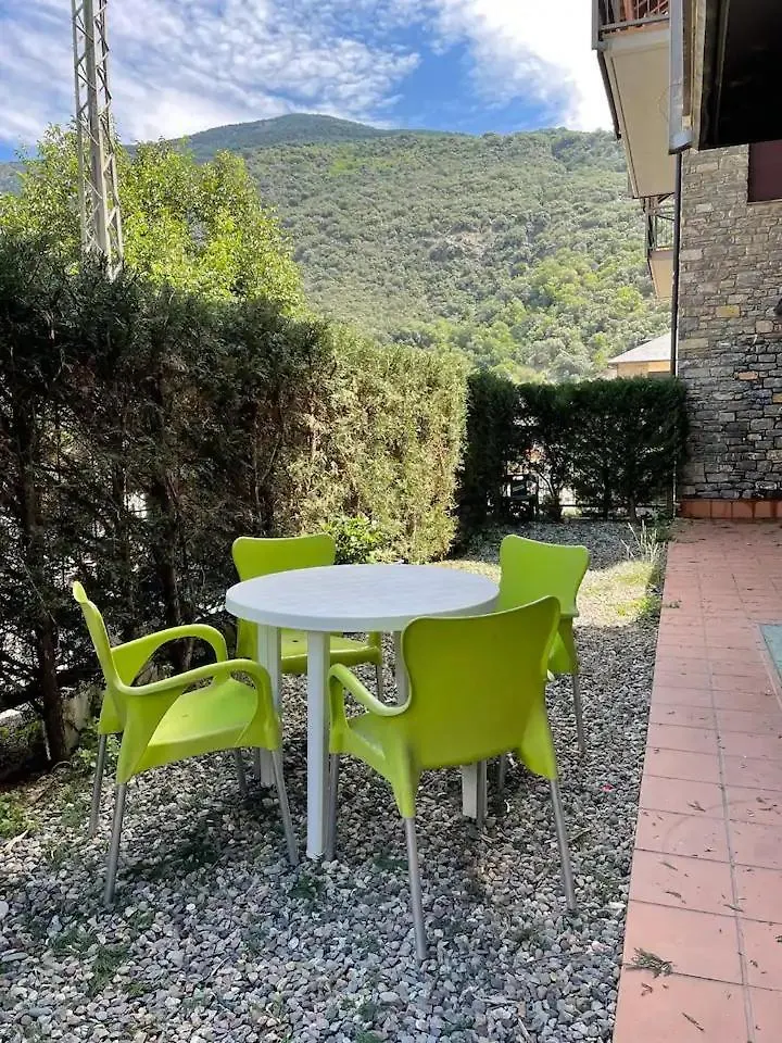 Apartament Cal Cinto Sort 0*,